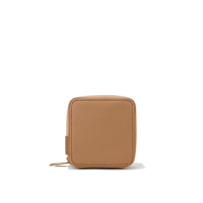 Arlo Tech Organizer in Camel, Small