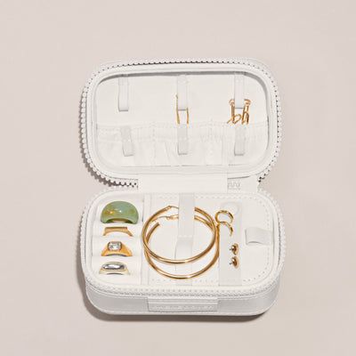 Frankie Jewelry Case in Matcha Latte, Small